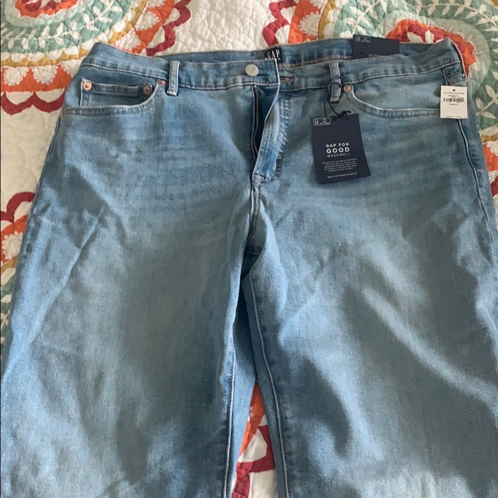 Gap High Rise Flare jeans - size 18, petite